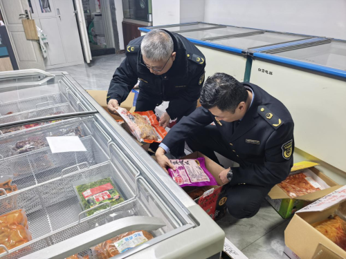 蘭州市市場(chǎng)監(jiān)督管理局 筑牢食品流通安全防線，守護(hù)市民舌尖上的安全